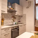 Apartment 218 - Le Petit Bijou, Centro Storico Di - 800m Dall'ariston *