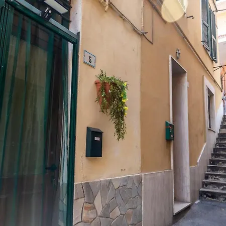 Apartment 218 - Le Petit Bijou, Centro Storico Di - 800m Dall'ariston Sanremo